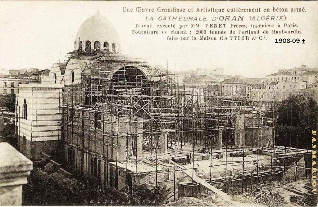 CA aa- 09- Cathedrale Construction.jpg